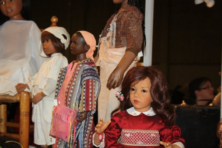 Международная выставка кукол в s'-Hertogenbosch (Den Bosch) в Голландии - 2013. Часть шестая