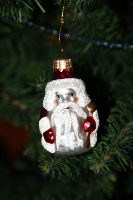 Необычные снеговики из обыденных вещей своими руками