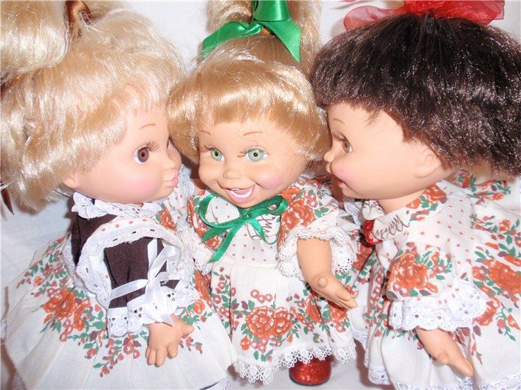 Нарядные фейсинки — Одежда и обувь для кукол своими руками: фото (фото 3)