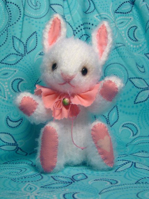 Ещё один весенний зайчик. Авторская игрушка Ольги Чернухо (фото 3)