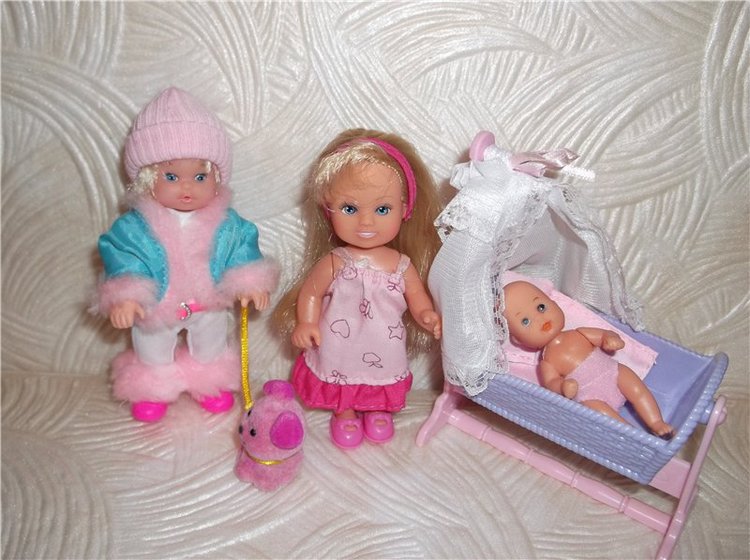 У каждой куколки должна быть своя куколка... или, Что там на полочках в коробочках? Куклы Дианны Эффнер