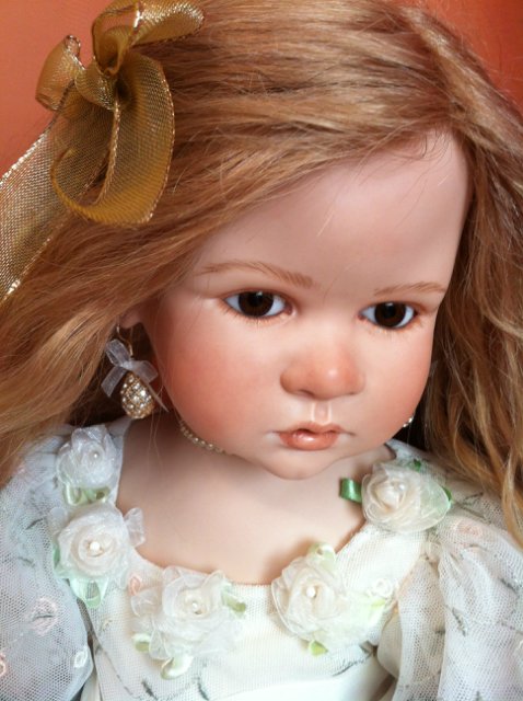 Я кукла, но во мне душа ... или ангельская девочка и ее марионетка от автора Рут Треффайзен (Ruth Treffeisen)