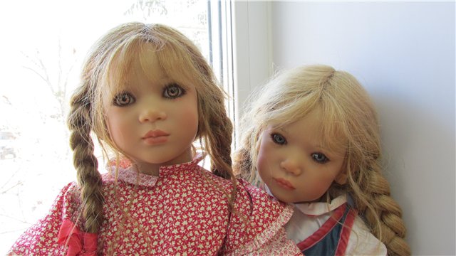 Две малышки Anna I и Ullwa решили поиграть (Annette Himstedt) (фото 4)