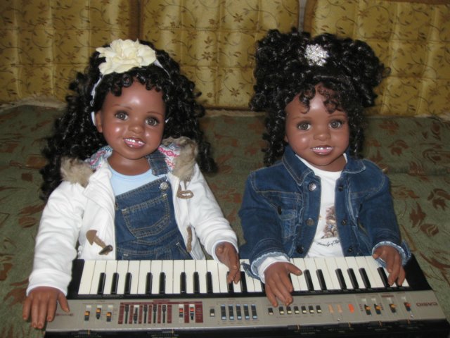 Это ты? А может я? Или копия моя? Двойняшки от Pamela Erff