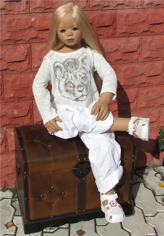 Вспоминая теплые дни. Полуденные танцы кукол Annette Himstedt