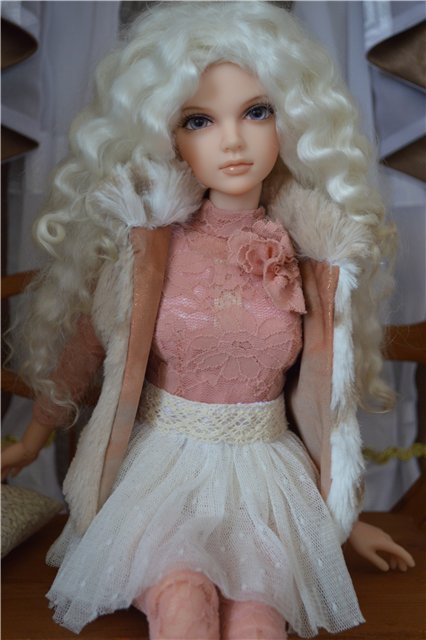 Первая прогулка Леоны. Iplehouse Doll, Leona | Бэйбики Первая прогулка Леоны. Iplehouse Doll, Leona (фото 8)