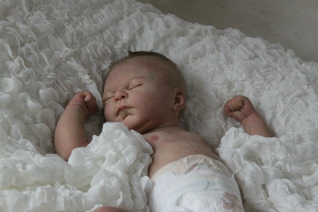 Спящий малышок Жульенчик. Куколка реборн Вишни Виктории