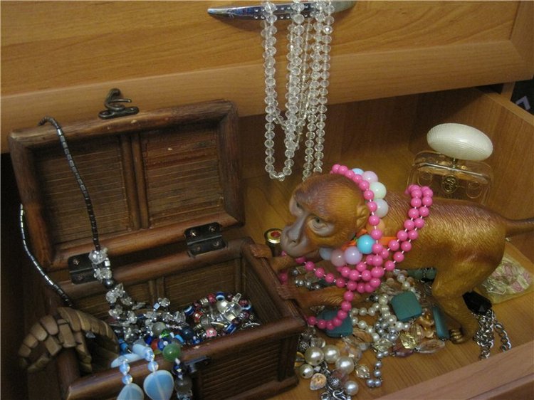 Анжела — Интересные игрушки и фигурки (разное): редкие