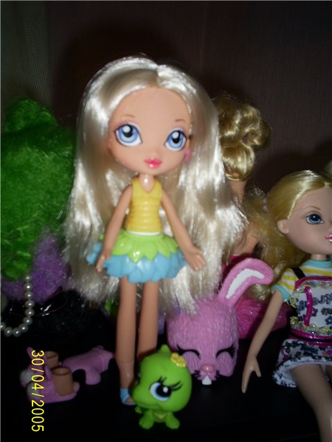 Очаровательный подарок ко дню восьмого марта или малышка Машенька. Кукла братц (фото 6)