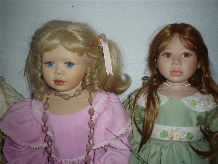 Hilary и ее сестрички от Christine Orange