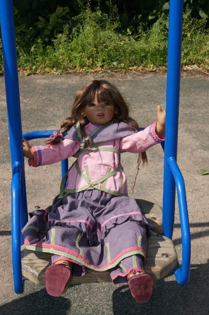 Теперь уже русские красавицы Tscharle и Munira от Аннет Химстедт