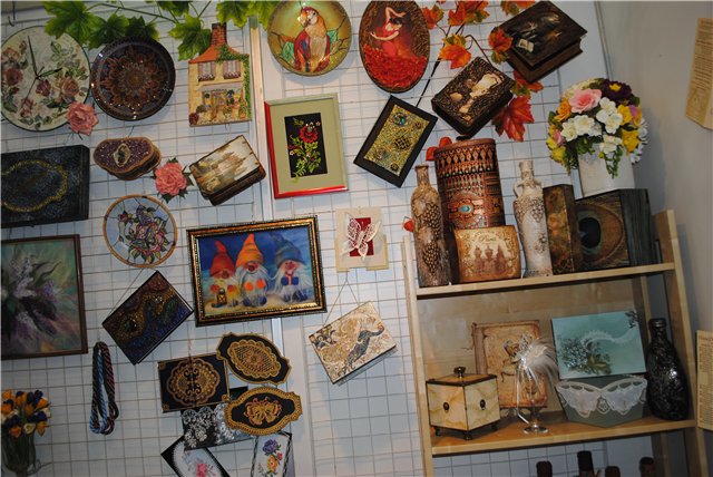 Выставка на Тишинке "Атмосфера творчества". Октябрь 2014. Пройдемся по первому этажу выставки