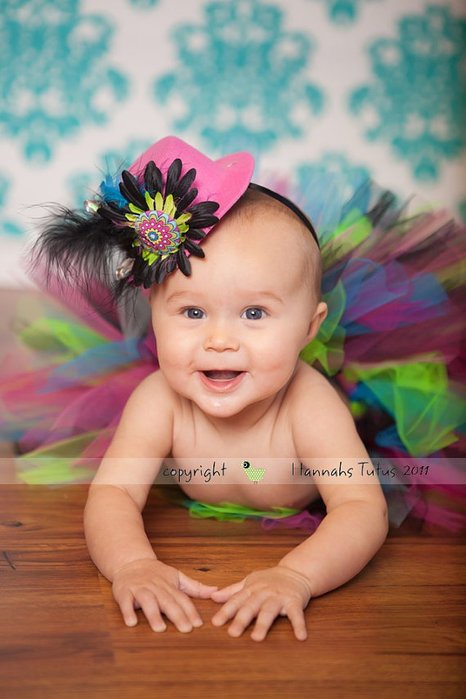 Миниатюрная шляпка в центре внимания | Бэйбики Миниатюрная шляпка в центре внимания