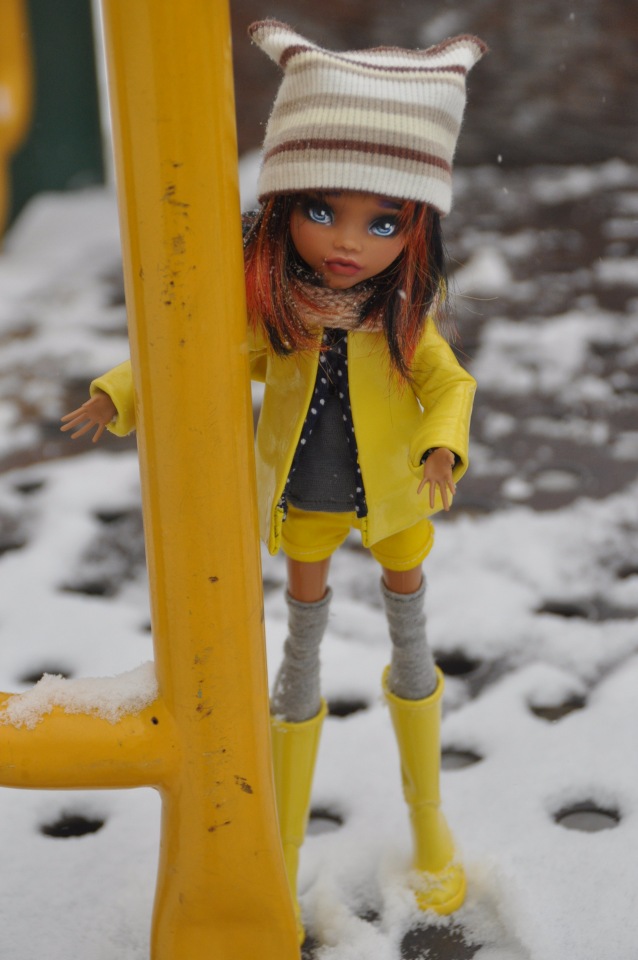 Первый снег — ООАК Monster High и Ever After High: репейнт