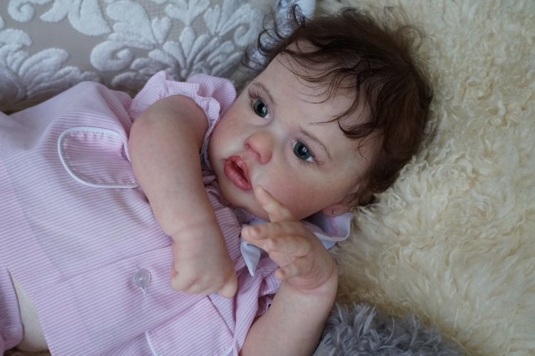 Я назвала ее Scarlett. Кукла реборн Наталии Коноваловой