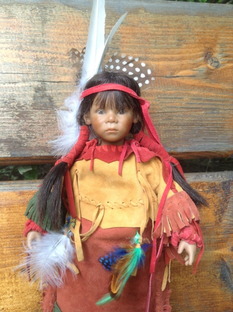 Девочка Индеец Дернеа - Kleine Dernea Himstedt Club 2005 год (фото 9)