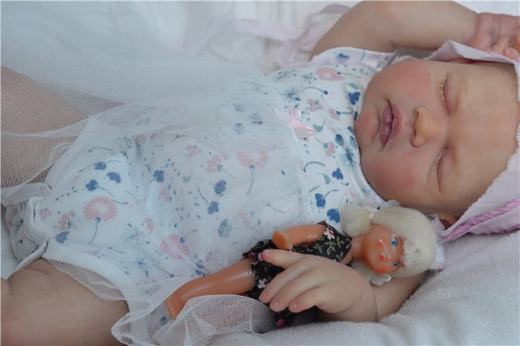 Кукла реборн Earlin от скульптора Alicia Toner (фото 9)