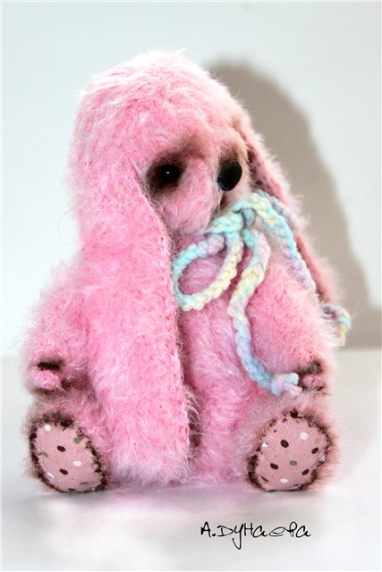 Зайка - игрушка вязанная крючком (фото 4)
