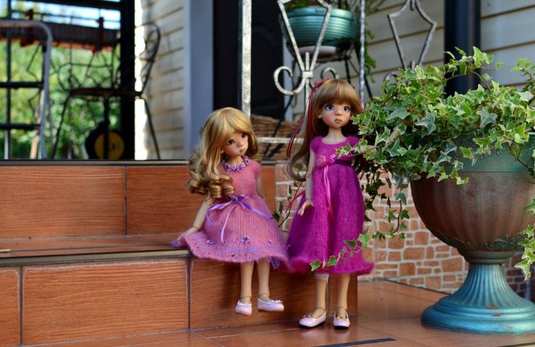 Хорошо летом в деревне. Layla & Layla Kaye Wiggs