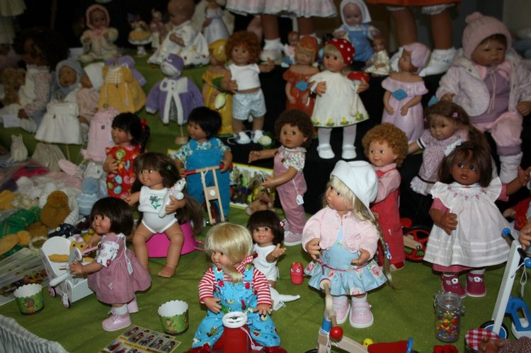 Выставка кукол, мишек тедди, кукольных домиков и миниатюры в Нидерландах 24-25 октября 2015 год. Четвертая часть | Бэйбики Выставка кукол, мишек тедди, кукольных домиков и миниатюры в Нидерландах 24-25 октября 2015 год. Четвертая часть