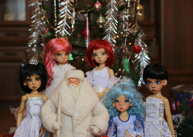 Рождество и куклы Кае Виггс