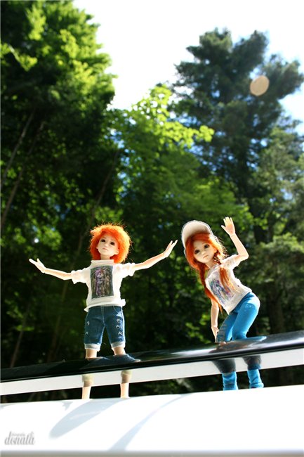 Кинко и Ринри: привет из Буковели! Nano Haruka & Pure Neemo Azone XS white, OOAK by Tocho, outfit by Yumiko Mikoto