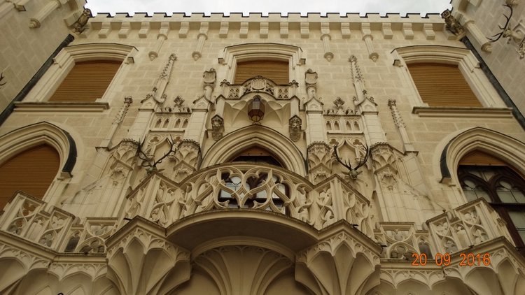 Замок Глубока-над-Влтавой (Чехия)