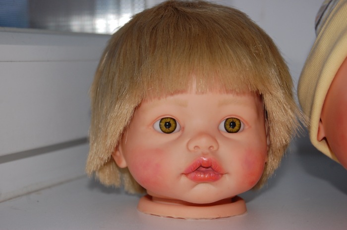 Перерождение куколки Arias