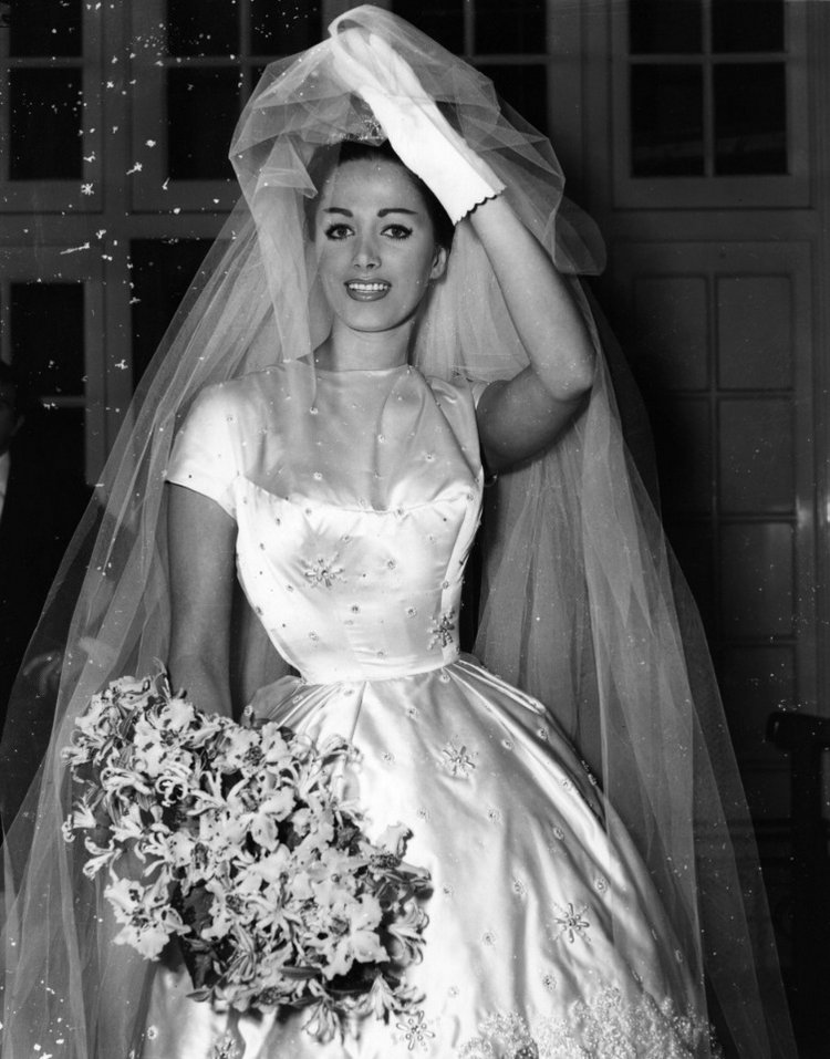 Свадебные платья девяностых годов