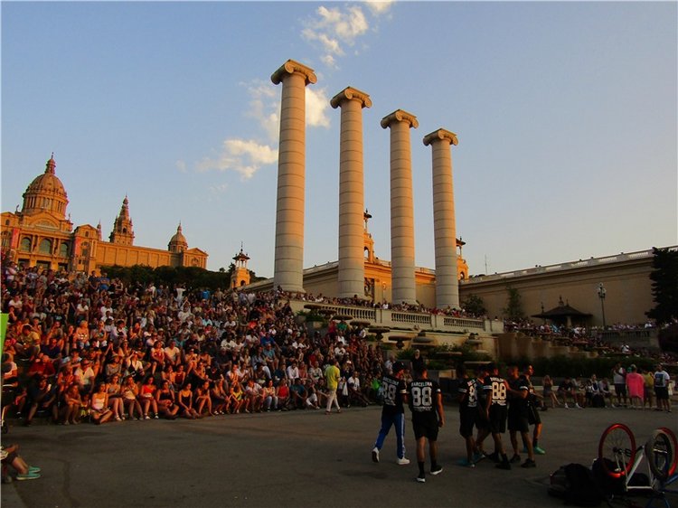 На вершине горы Монжуик в Барселоне