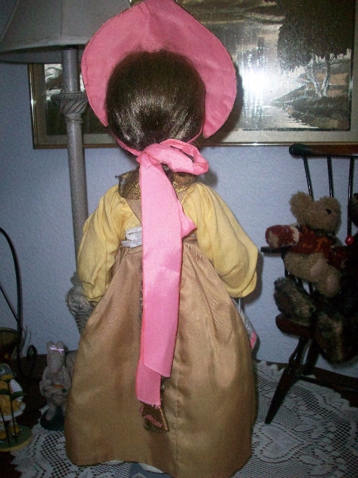 Фабрика 8 марта и серия "Куклы в старинных костюмах русских губерний"