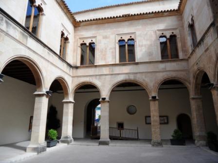 Испанские рассказы. Часть 1. Лучше так: сорок семь пирогов и одна свечка (фото 2)