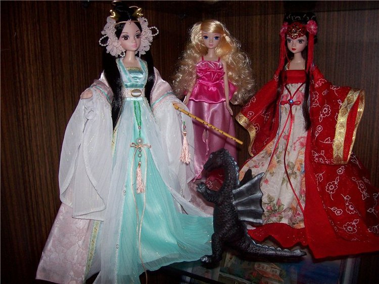 Невесты и принцессы — Куклы Kurhn (Курн) и Sonya Rose (Соня): Золотая коллекция (фото 6)