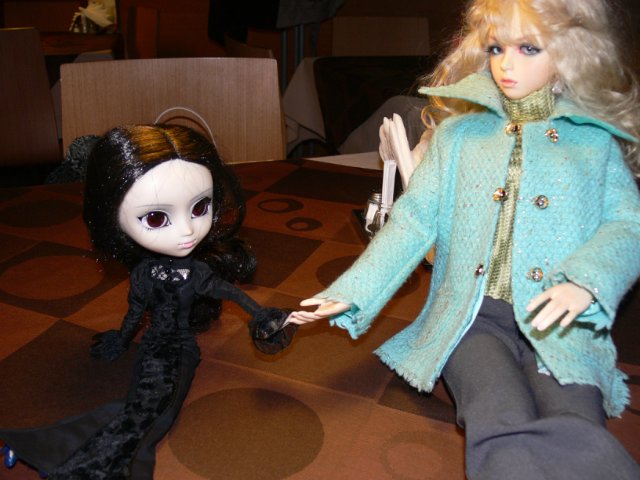 Какой красивый город Тула. Большая прогулка с Лялей. BJD | Бэйбики Какой красивый город Тула. Большая прогулка с Лялей. BJD (фото 4)