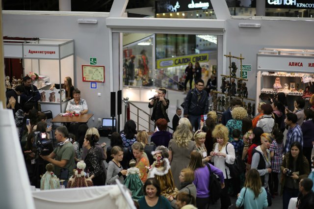 Лучше поздно, чем никогда! ХI Международный салон кукол. 1 октября 2015г