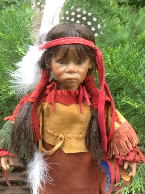 Девочка Индеец Дернеа - Kleine Dernea Himstedt Club 2005 год