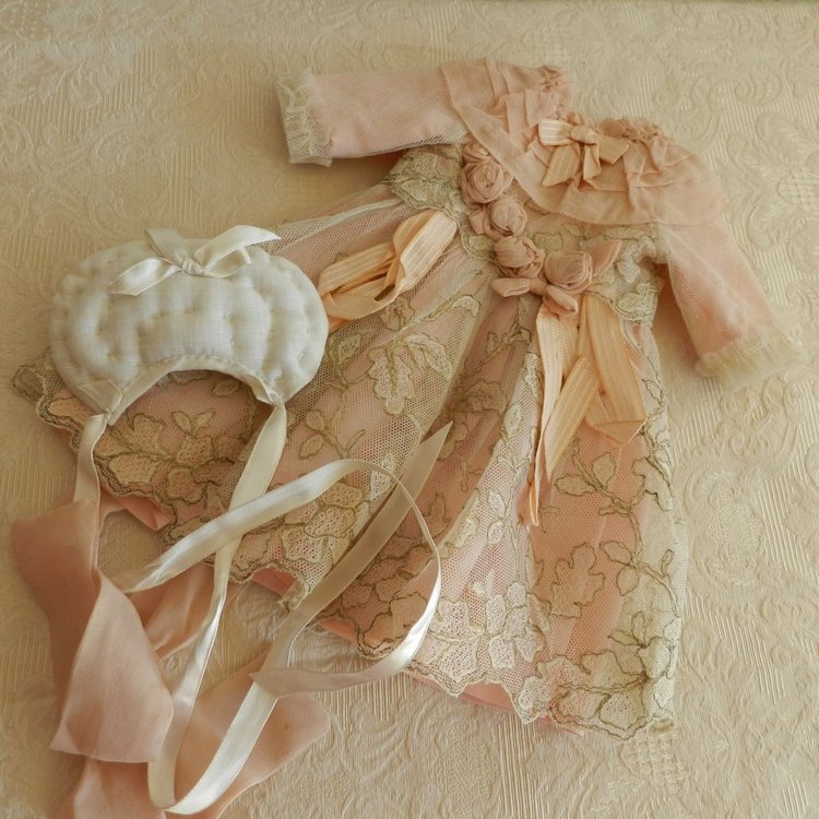 Сборная солянка кукольных нарядов - для вдохновения