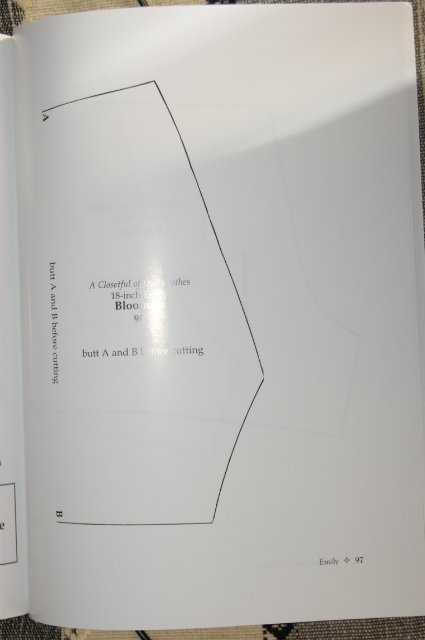 Книга Розмари Ионкер, Rosemarie Ionker - платья для кукол своими руками