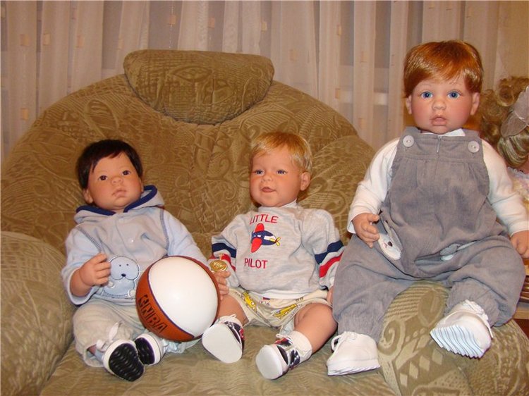 Как быстро деточки взрослеют - коллекционные куклы-мальчики от Ли Миддлтон (фото 4)