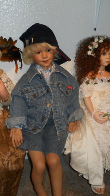 Уникальная коллекция кукол из Техассa - продолжение