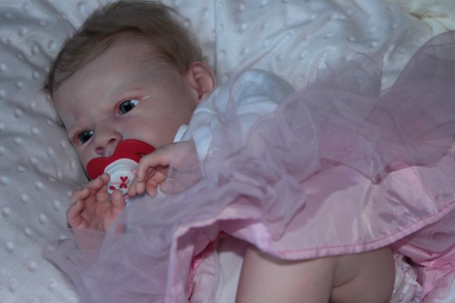 Маленькая кнопочка реборн Сабрина, художник Беспалова Жанна