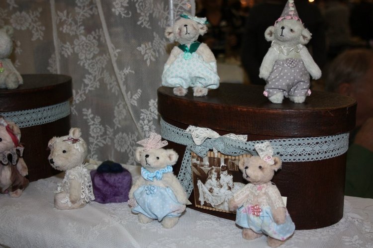 Выставка кукол, мишек тедди, кукольных домиков и миниатюры в Нидерландах 24-25 октября 2015 год. Часть пятая | Бэйбики Выставка кукол, мишек тедди, кукольных домиков и миниатюры в Нидерландах 24-25 октября 2015 год. Часть пятая