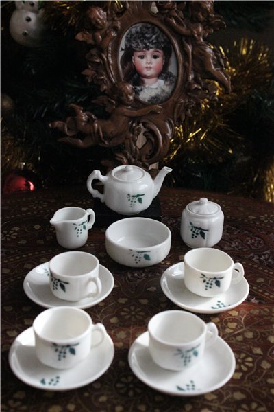 Посуда антикварная, старинная, винтажная - праздник души для нас и конечно кукол! Часть вторая