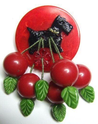 Славный пластик "бакелит"! У него отменный вид! Или возвращение бакелитового болванчика