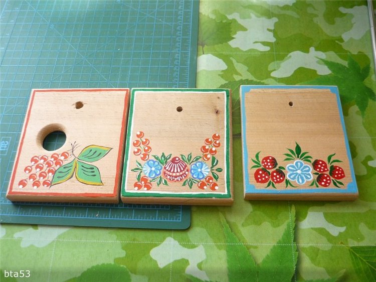 Подставка для куклы | Бэйбики Подставка для куклы — Как сделать подставку для куклы своими руками: держатели и МК (фото 5)