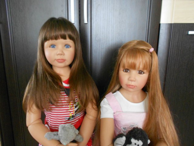 Во всех ты, милочка, паричках хороша