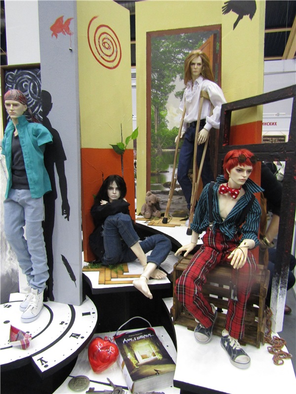 Тишинка, октябрь 2016. Куклы. Начинается выставка с лестницы. Фотобзор | Бэйбики Тишинка, октябрь 2016. Куклы. Начинается выставка с лестницы. Фотобзор (фото 6)