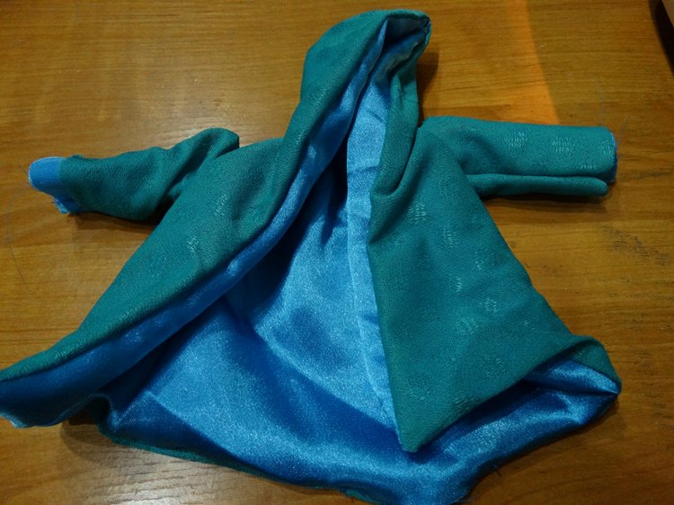 Одеваем Паолку. Мастер класс по пошиву двухстороннего плаща