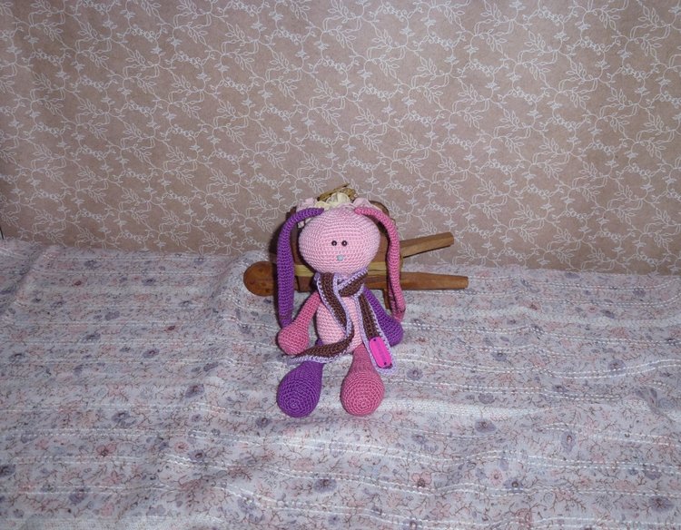 Мои новые вязаные зайчики: Роза и Тимофей II