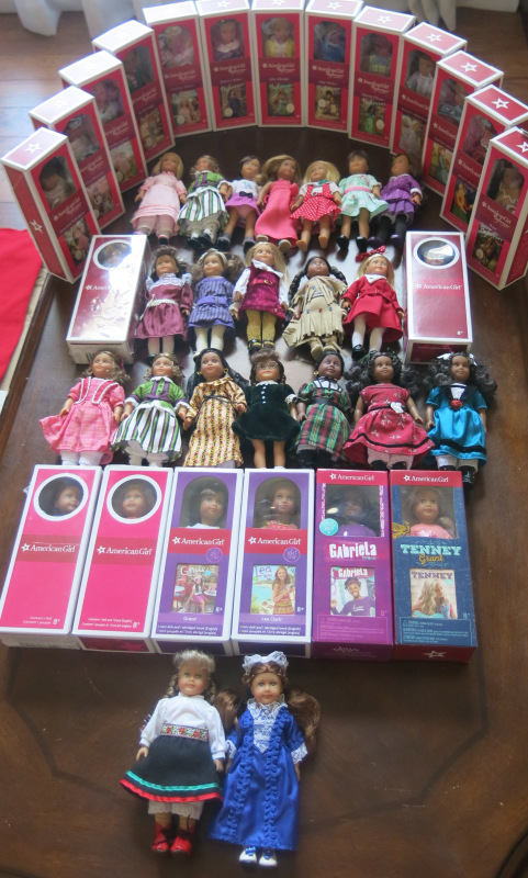 Снова American Girl: mini-девочки. update: Character Encyclopedia, избранные страницы